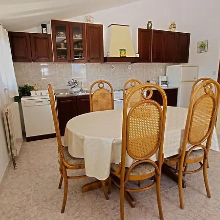 Milio 1105 Apartament *