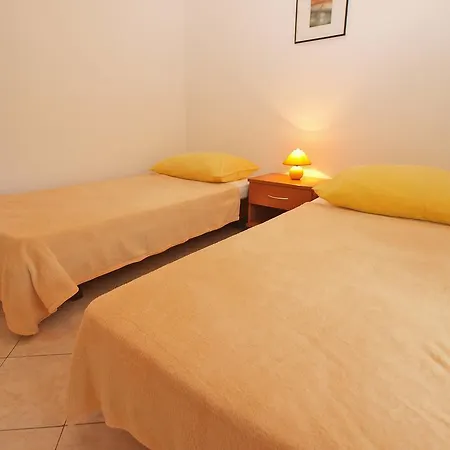 Milio 1105 Apartament